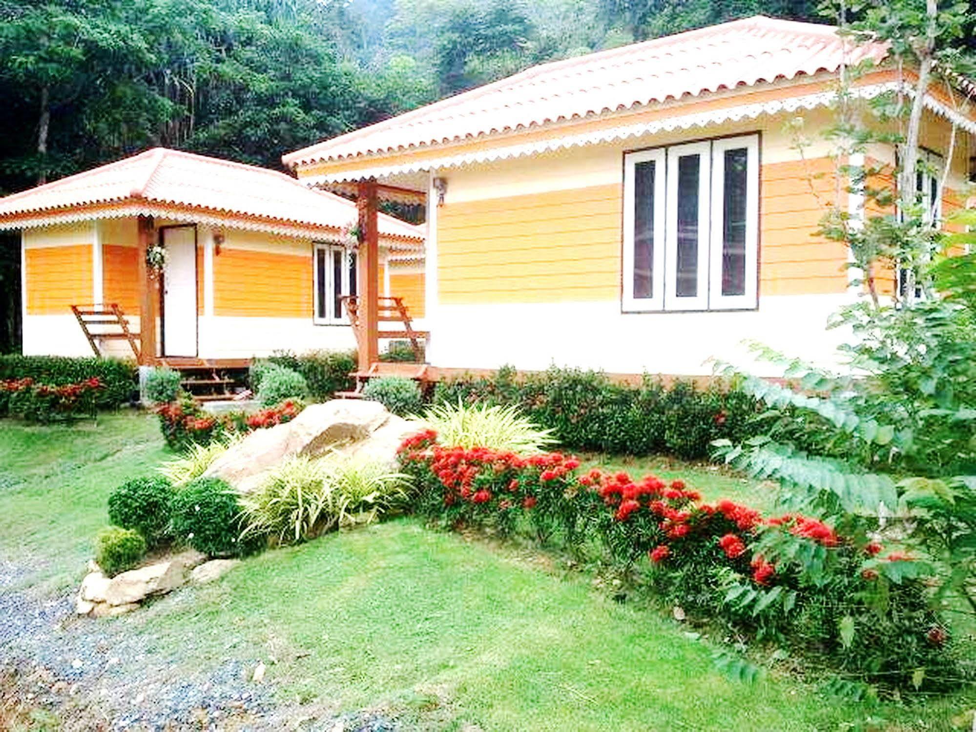 Отель Phu Lanta Life Ко-Ланта Экстерьер фото